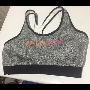 Adidas peloton sports bra large bnwt